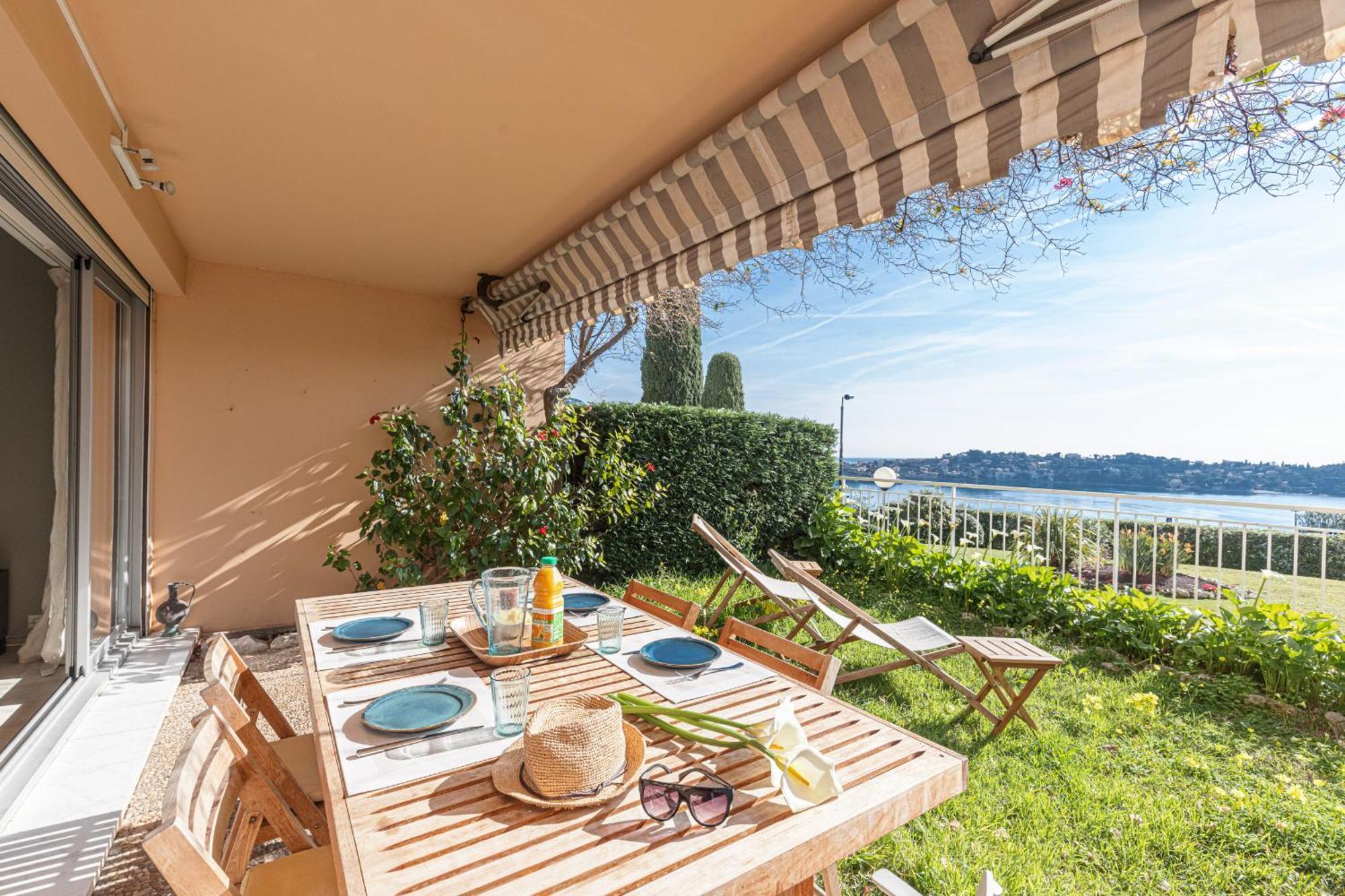 2 Bdr Villefranche-Sur-Mer Sea View Parking And Swimming Pool Экстерьер фото